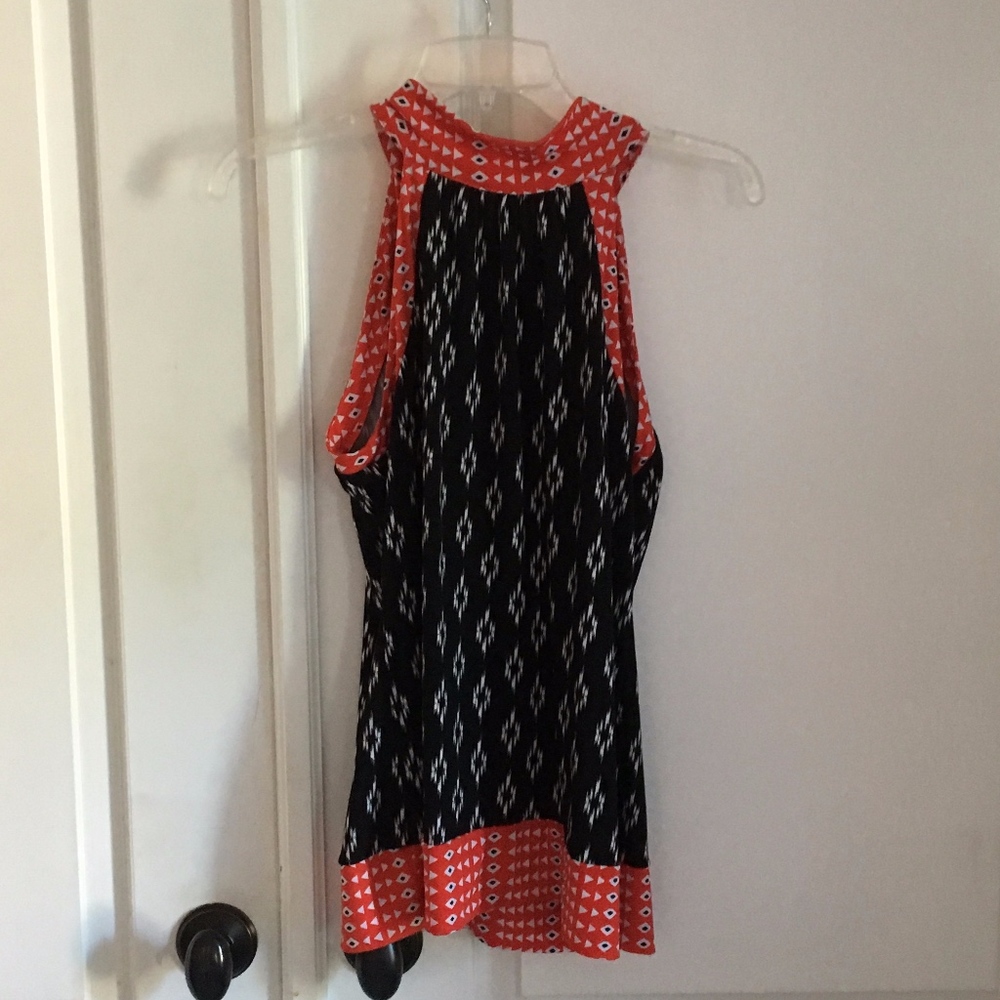 Sleeveless Summer dressy tank top